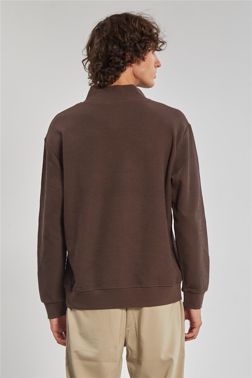 Dik Yaka Yarım Fermuarlı Erkek Sweat - Kahve