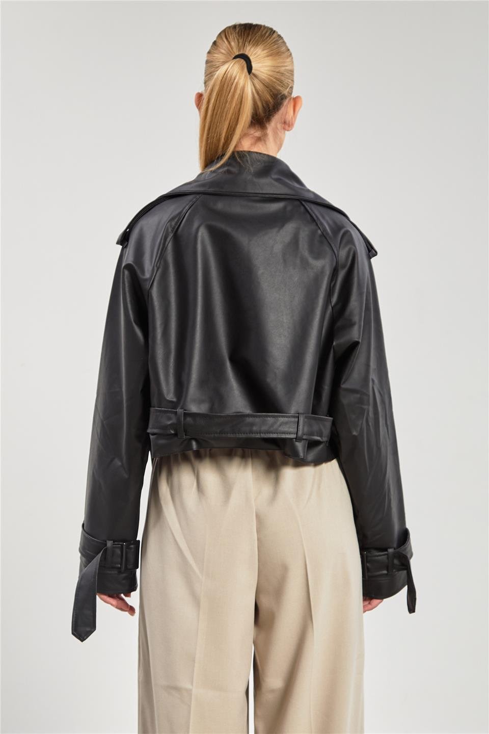 Düğmeli kısa deri ceket-2386 Siyah