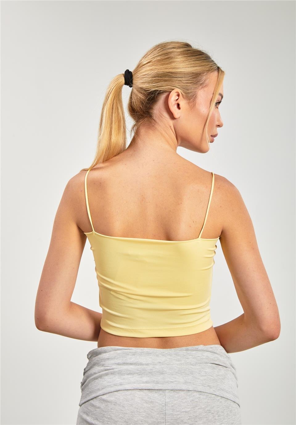 Göğüs pedli askılı atlet-1010 Sarı