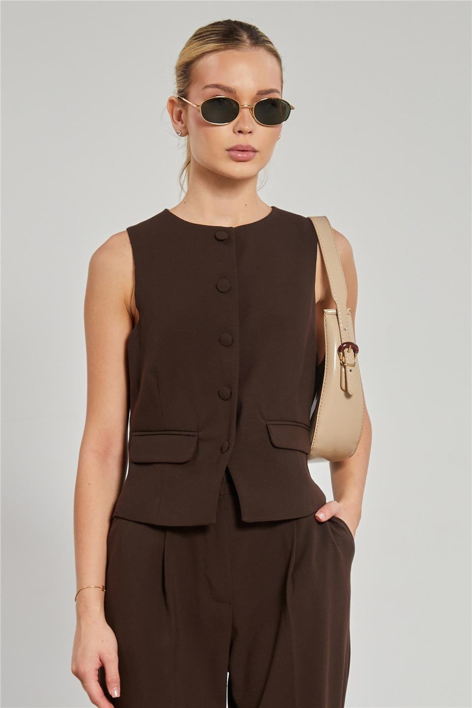Kadın Cep Kapaklı Poliviskon Yelek - Kahve