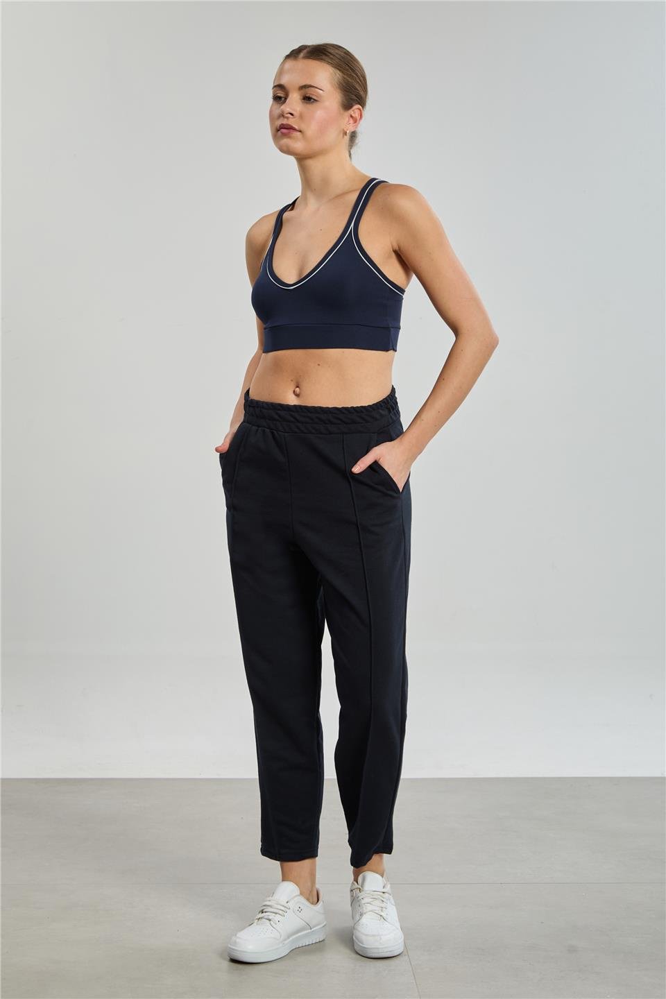 Kadın Çimalı Havuç Eşofman Altı - Lacivert