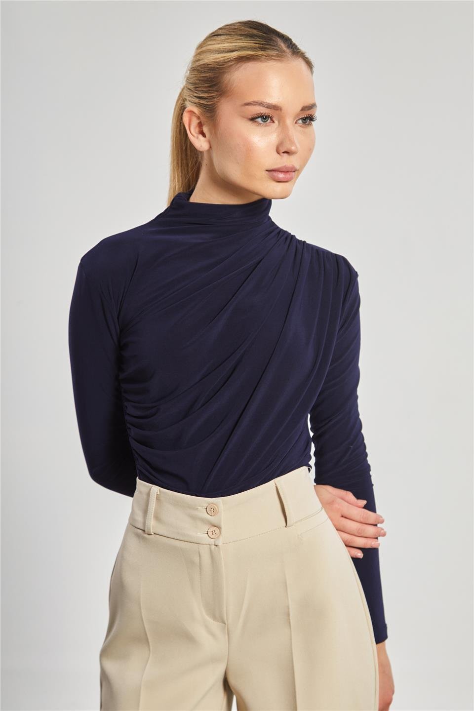 Kadın Drapeli Uzun Kollu Bluz - Lacivert