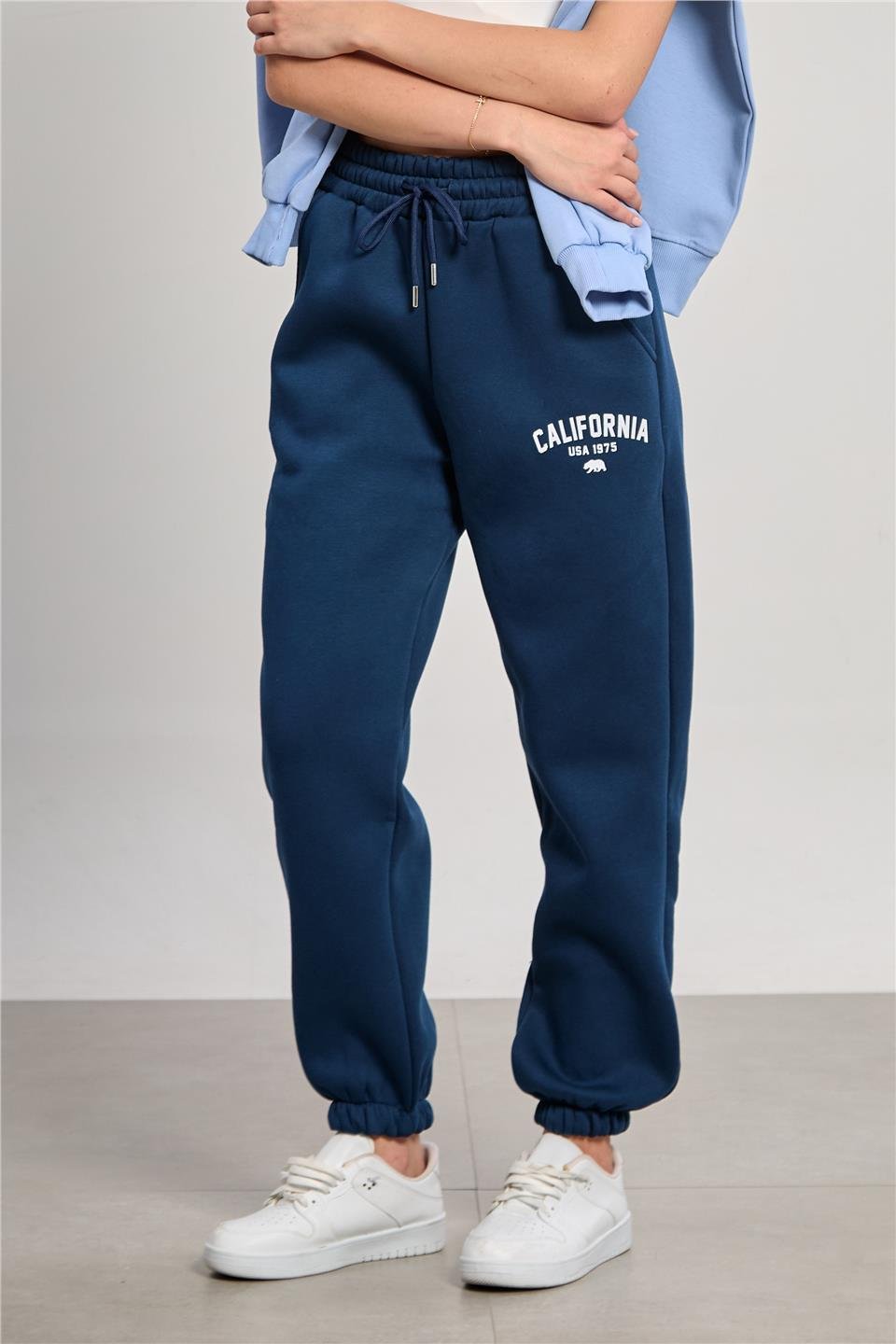 Kadın Paçası Lastikli California Basklı Eşofman Altı - Lacivert 