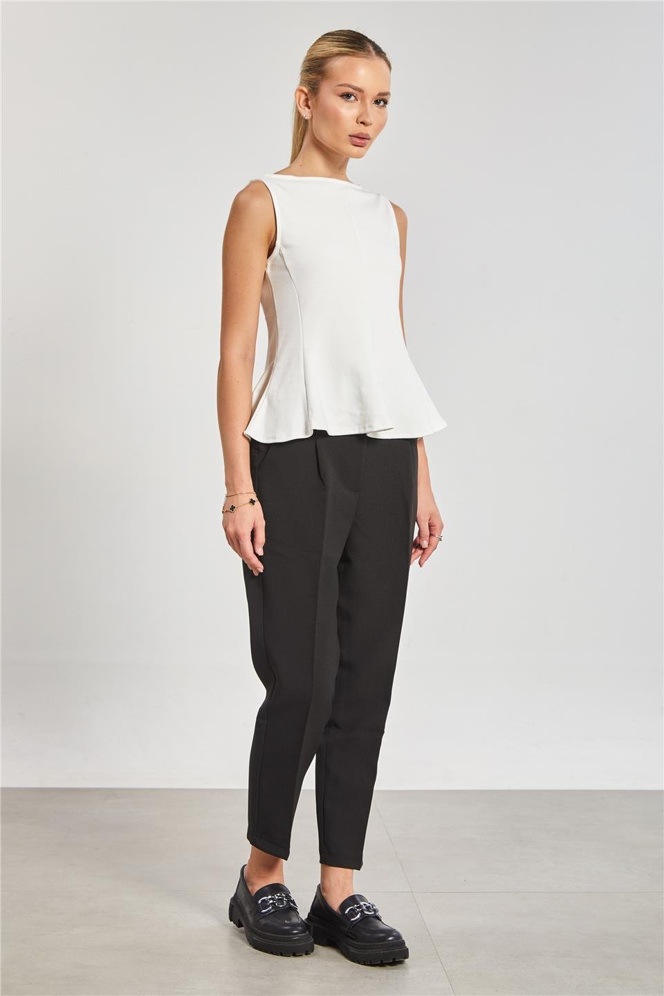 Kayık yaka kolsuz body-10798 Ekru