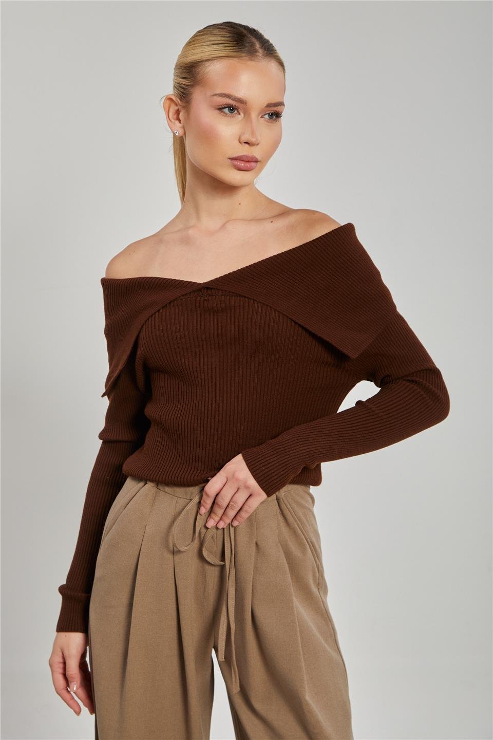 Madonna yaka triko body-6303 Acı Kahve