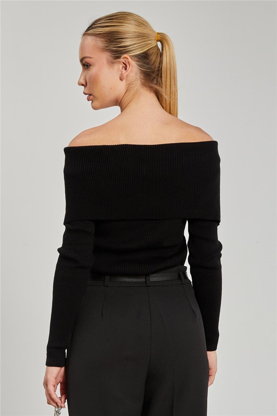 Madonna yaka triko body-6303 Siyah