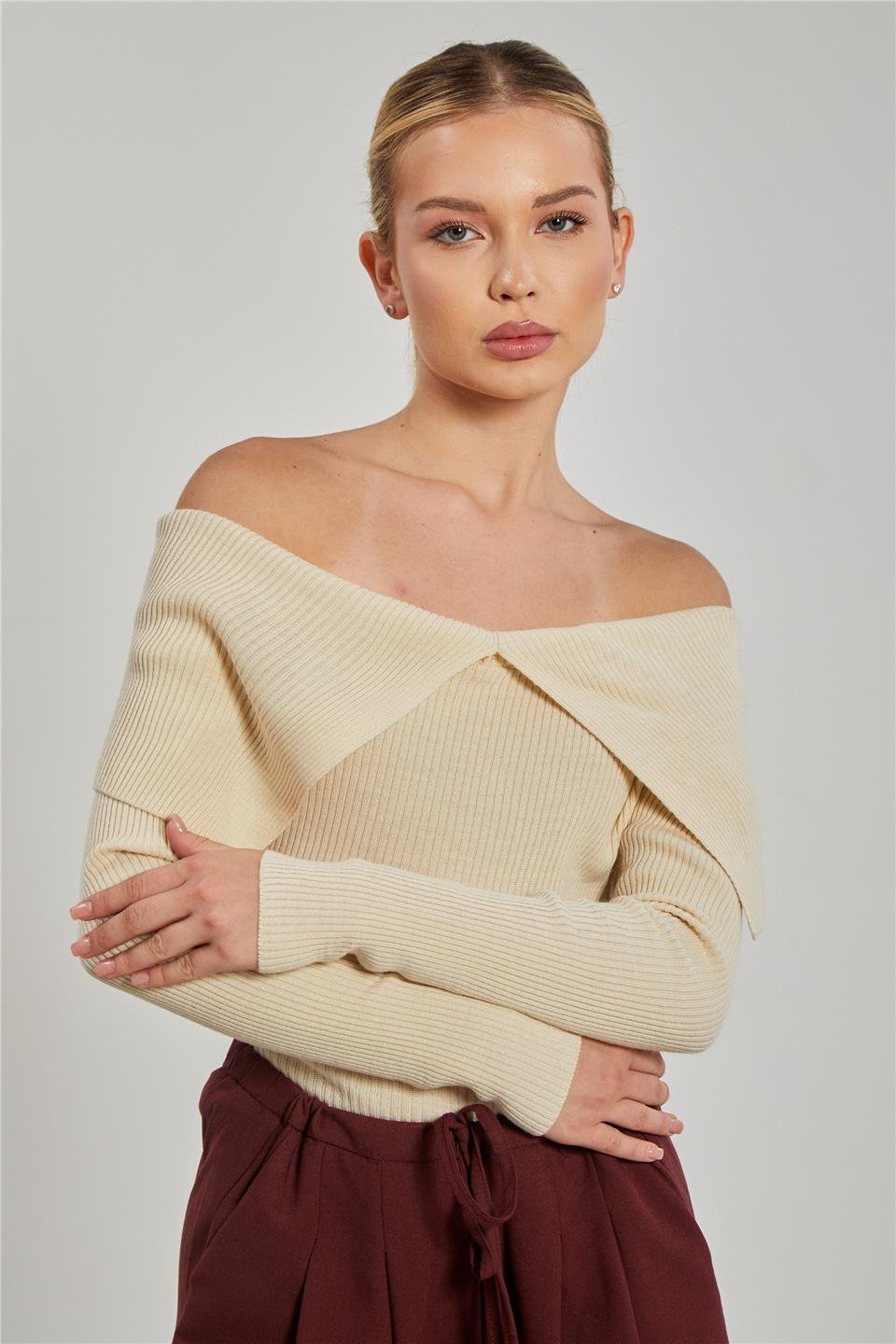 Madonna yaka triko body-6303 Taş