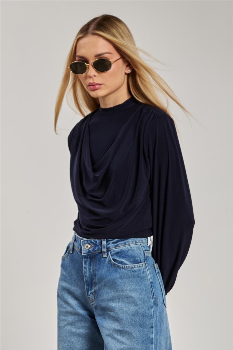 Omuz vatkalı degaje yaka bluz-13660 Lacivert