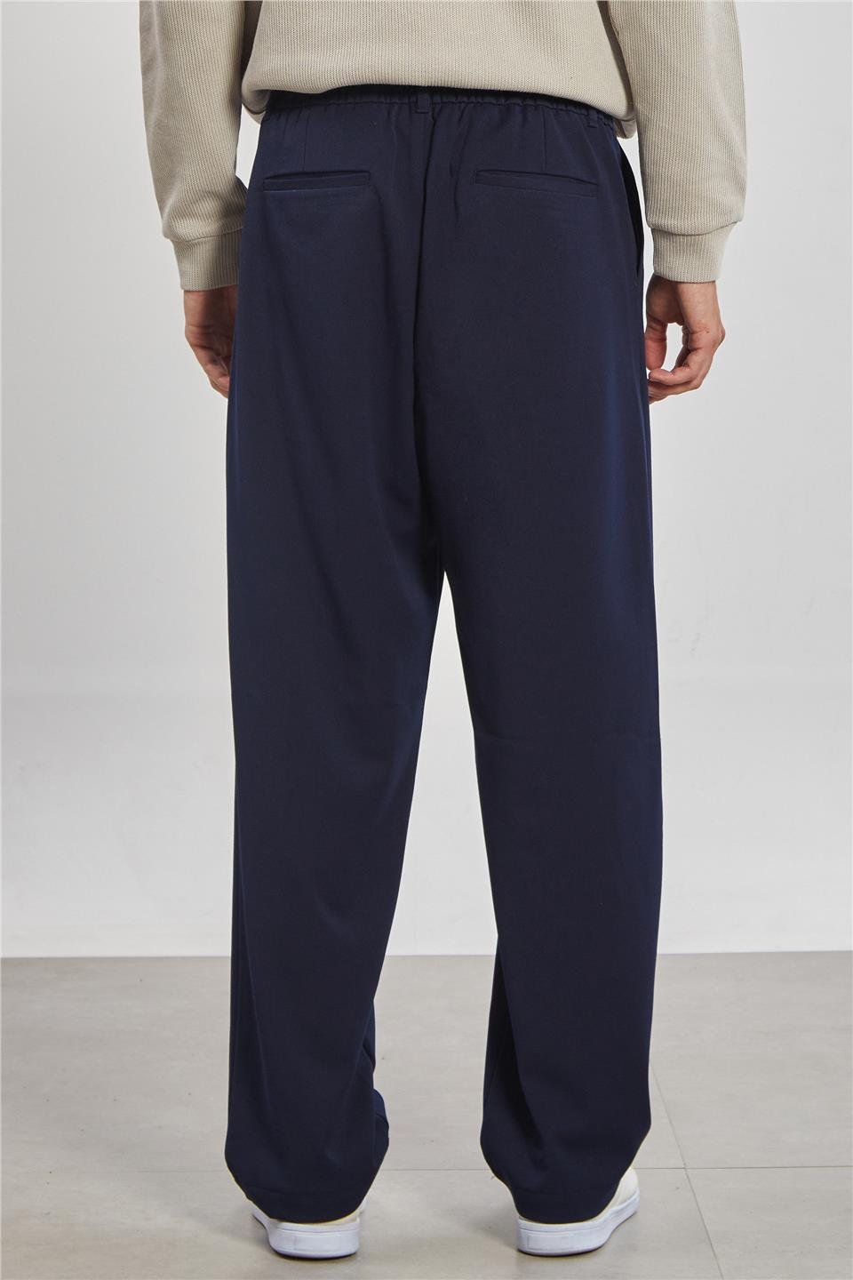Önü Pile Detaylı Erkek Pantolon - Lacivert