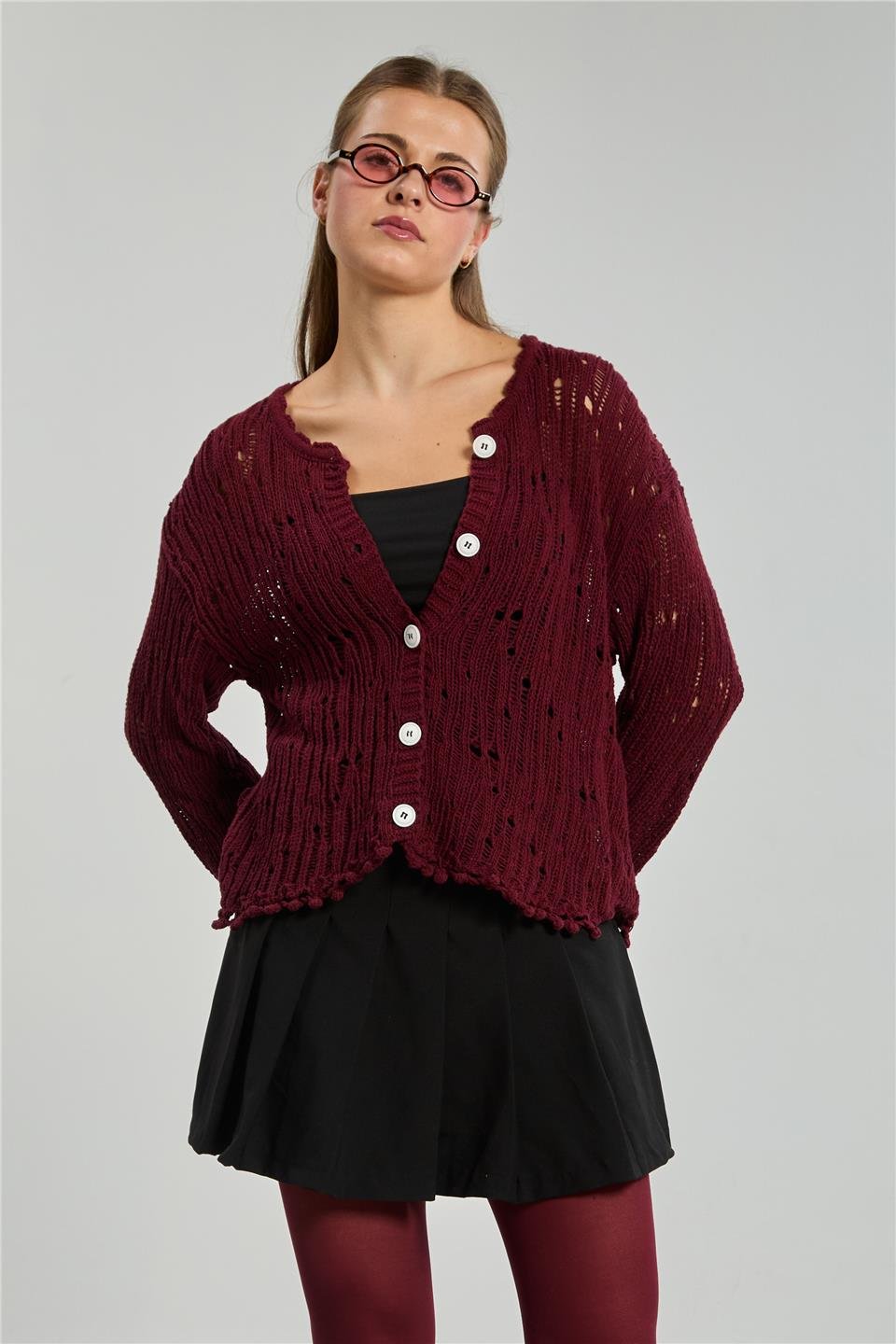 Ponponlu düğmeli ajurlu hırka-1836 Bordo