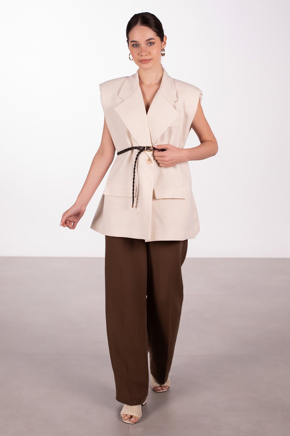 Vatkalı Kemerli Keten Yelek - Natural