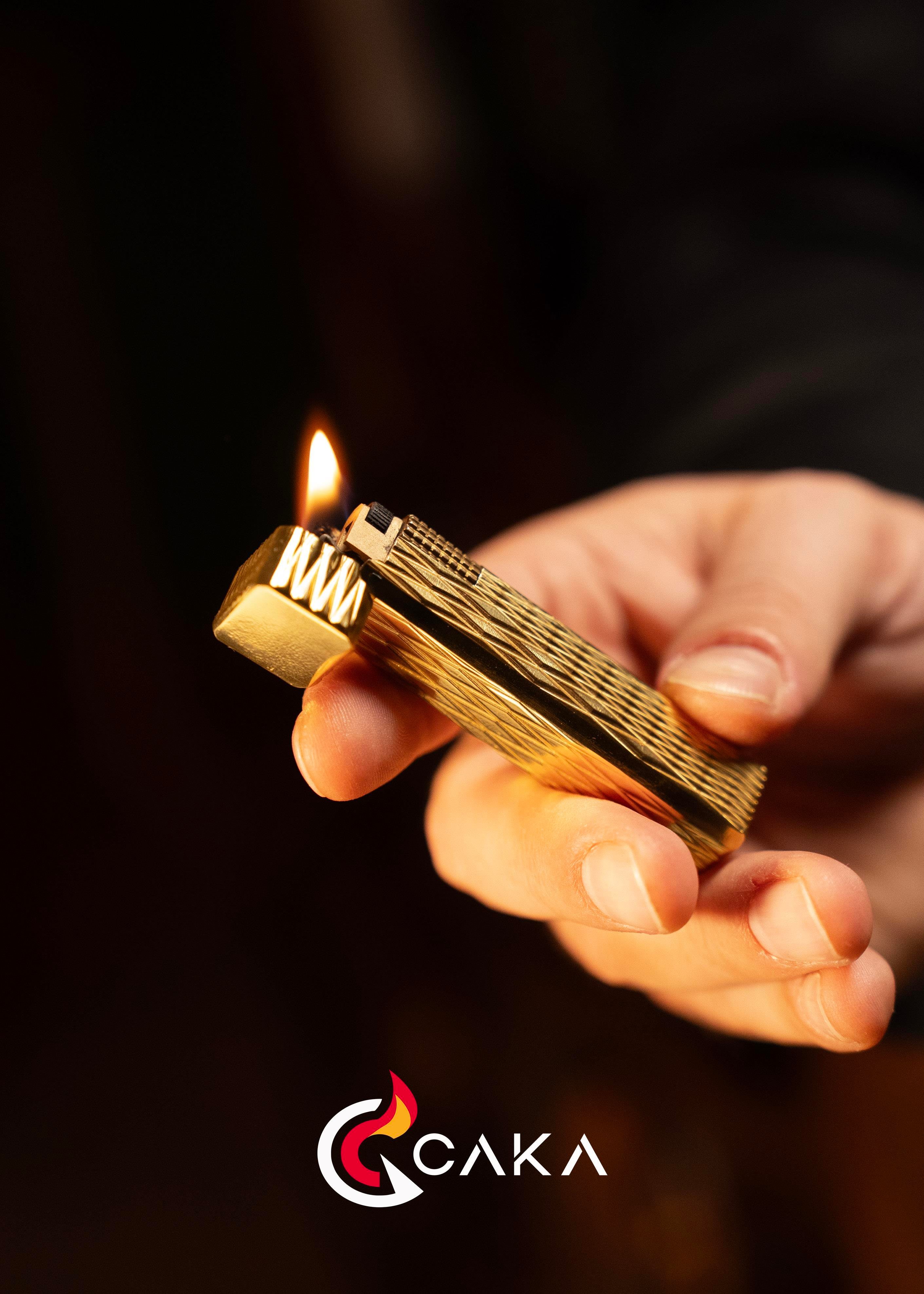 CKL-068,Caka Lighter Petra Titan Gold Benzinli Çakmak