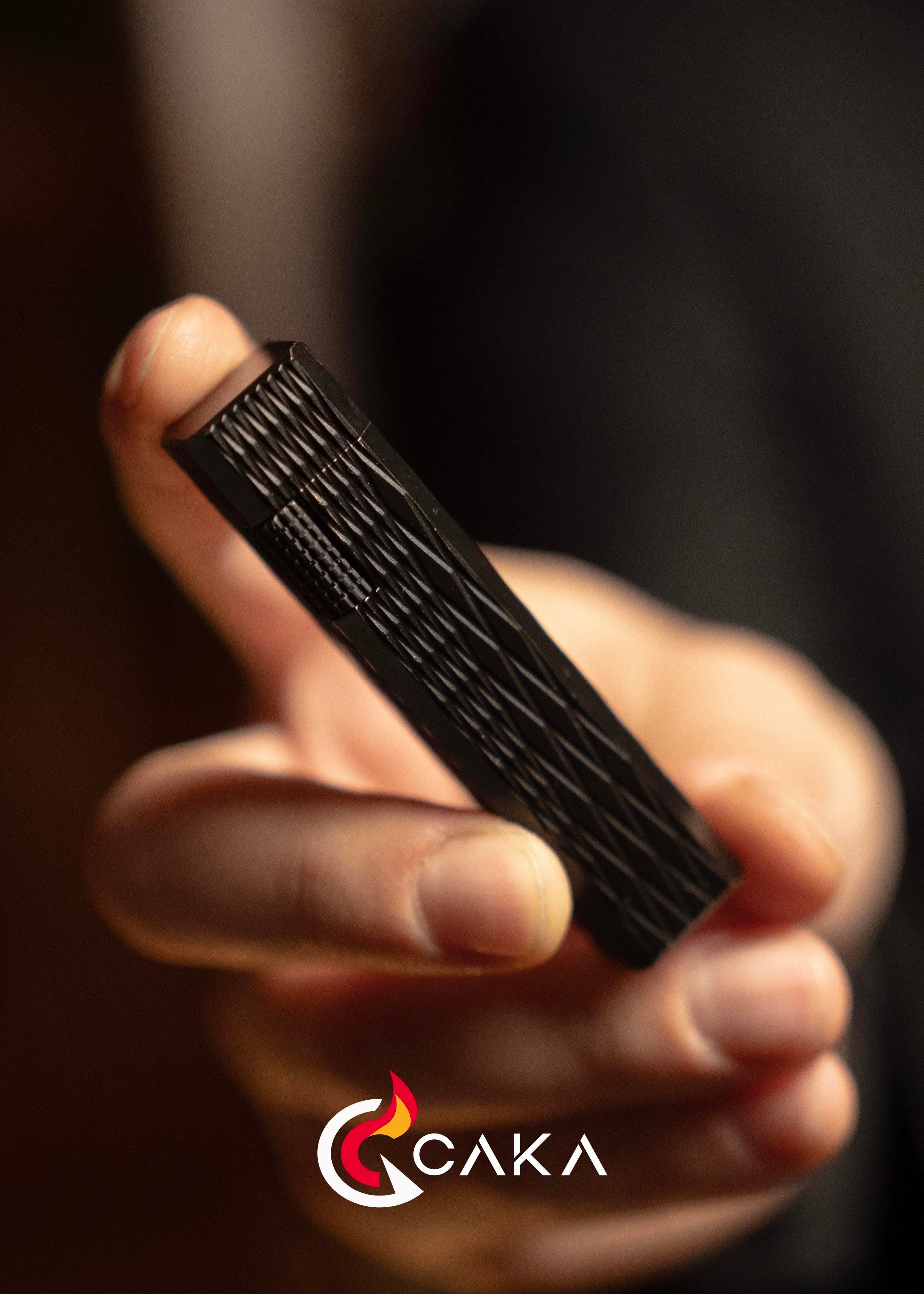 CKL-069,Caka Lighter Petra Titan Black Benzinli Çakmak