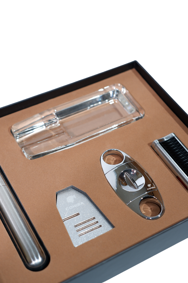 TR8813,Cohiba Çakmak Kesici Küllük Sehpa Tüp Gümüş Beşli Puro Seti