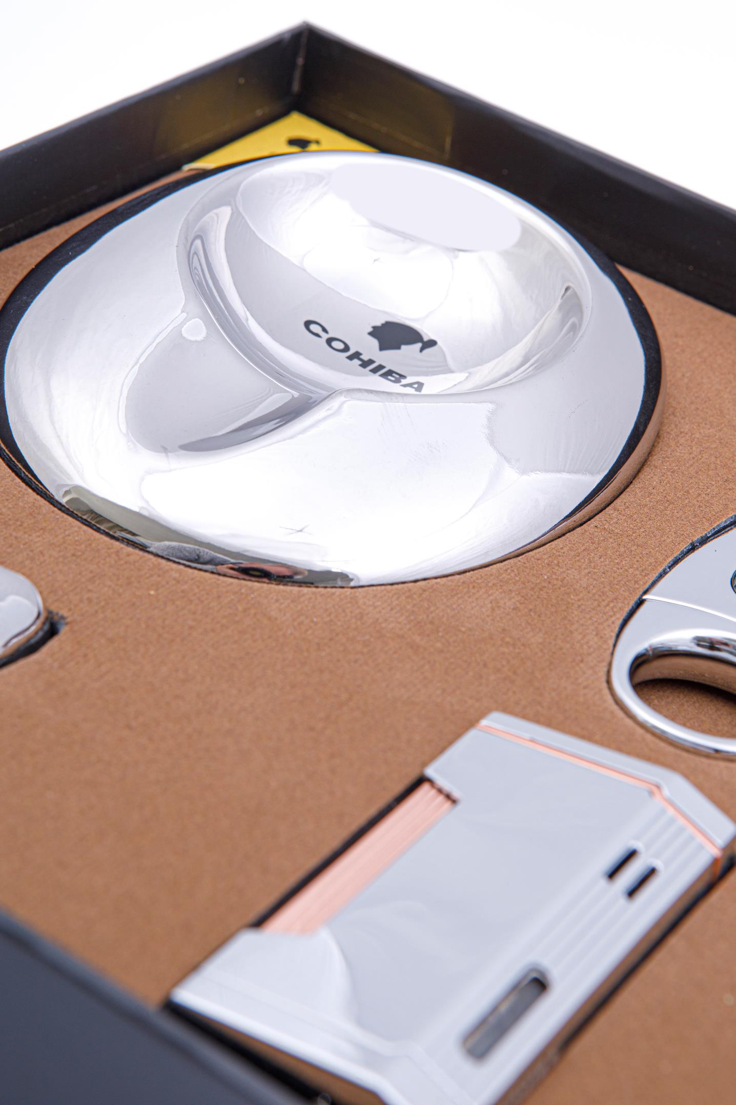 TR8394,Cohiba Çakmak Kesici Kılıf Küllük Sehpa Beşli Gümüş Puro Seti