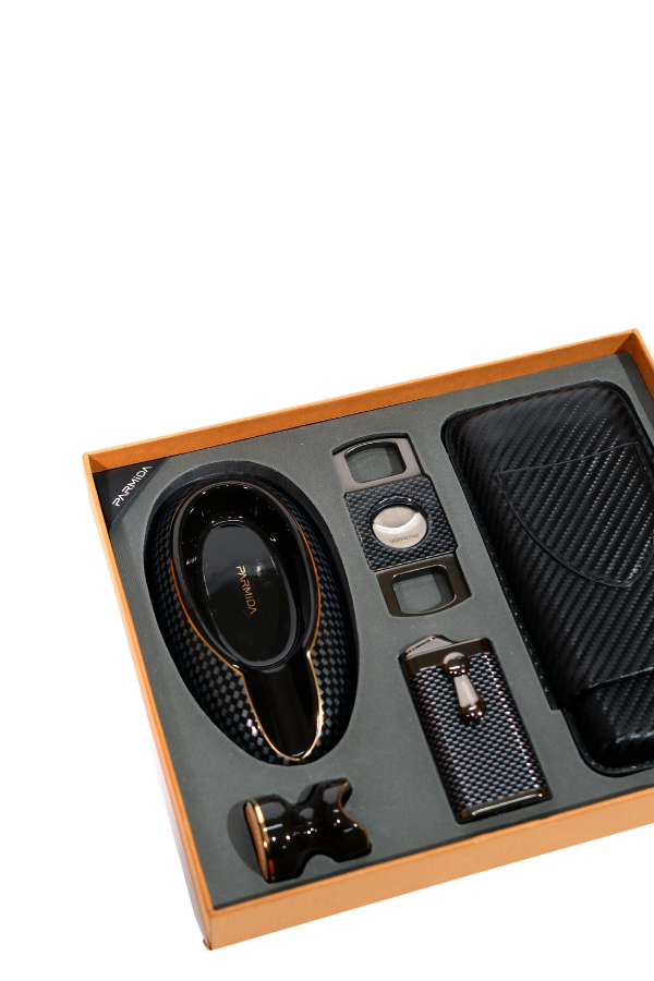 TR8812,Parmida Çakmak Kesici Küllük Kılıf Sehpa Karbon Desenli Beşli Puro Seti