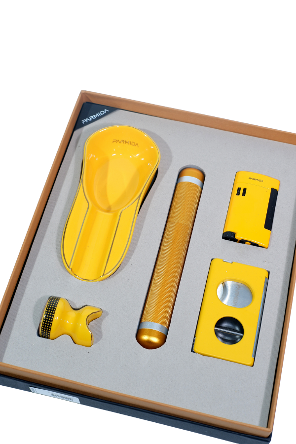 TR9094,Parmida Çakmak Kesici Küllük Sehpa Tüp Beşli Sarı Puro Seti