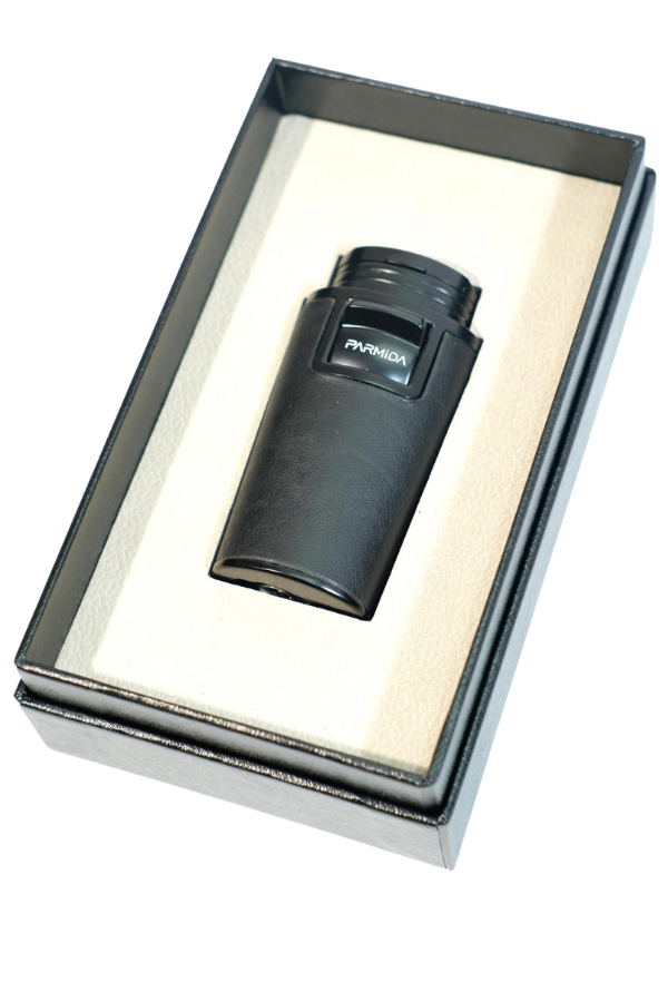 TR9614,Parmida Çift Torch Pürmüz Delicili Gövdesi Deri Siyah Metal Puro Çakmağı