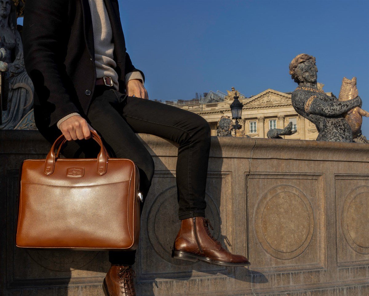 TR4469,S.T Dupont Line D Kahverengi Deri Evrak Çantası 181103