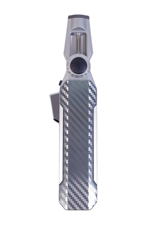 TR9244,Parmida Tek Torch Pürmüz Oynar Başlıklı Karbon Desenli Gümüş Masa Tipi Metal Puro Çakmağı