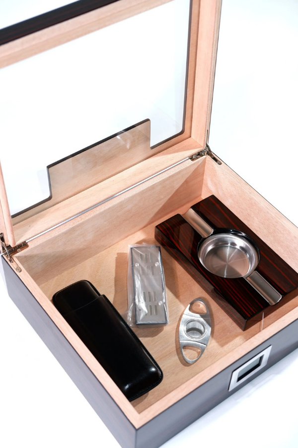 TR8794,PremiumQuality Laureles Kahverengi Sedir Humidor Puro Seti