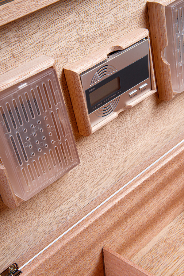 TR8782,PremiumQuality Paraty Kahverengi Sedir Humidor Puro Kutusu