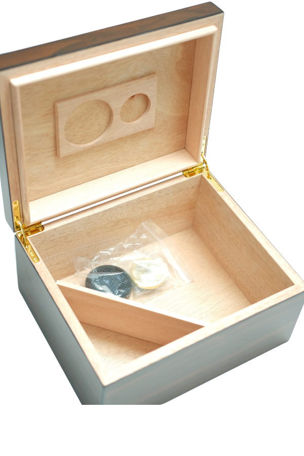 TR9639,PremiumQuality Polermo Kahverengi Sedir Humidor Puro Kutusu
