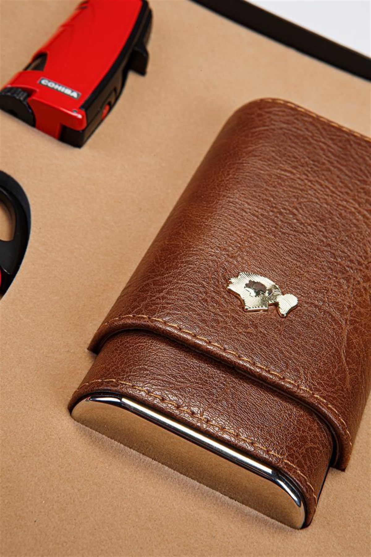 TR3542,Cohiba Çakmak Kılıf Kesici Kırmızı Puro Seti