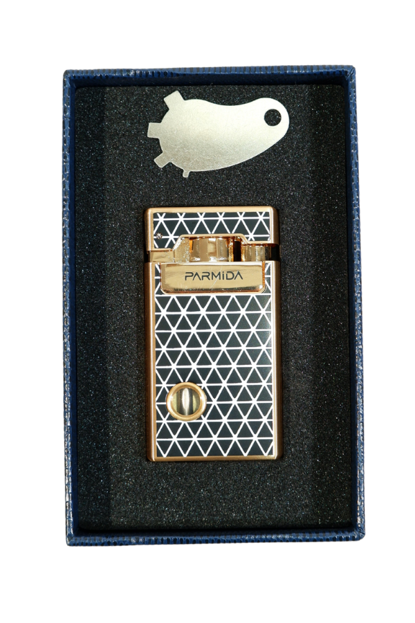 TR9232,Parmida Tek Torch Pürmüz Soft Flame Özellikli Gold Siyah-Beyaz Mozaik Desenli Metal Puro Çakmağı