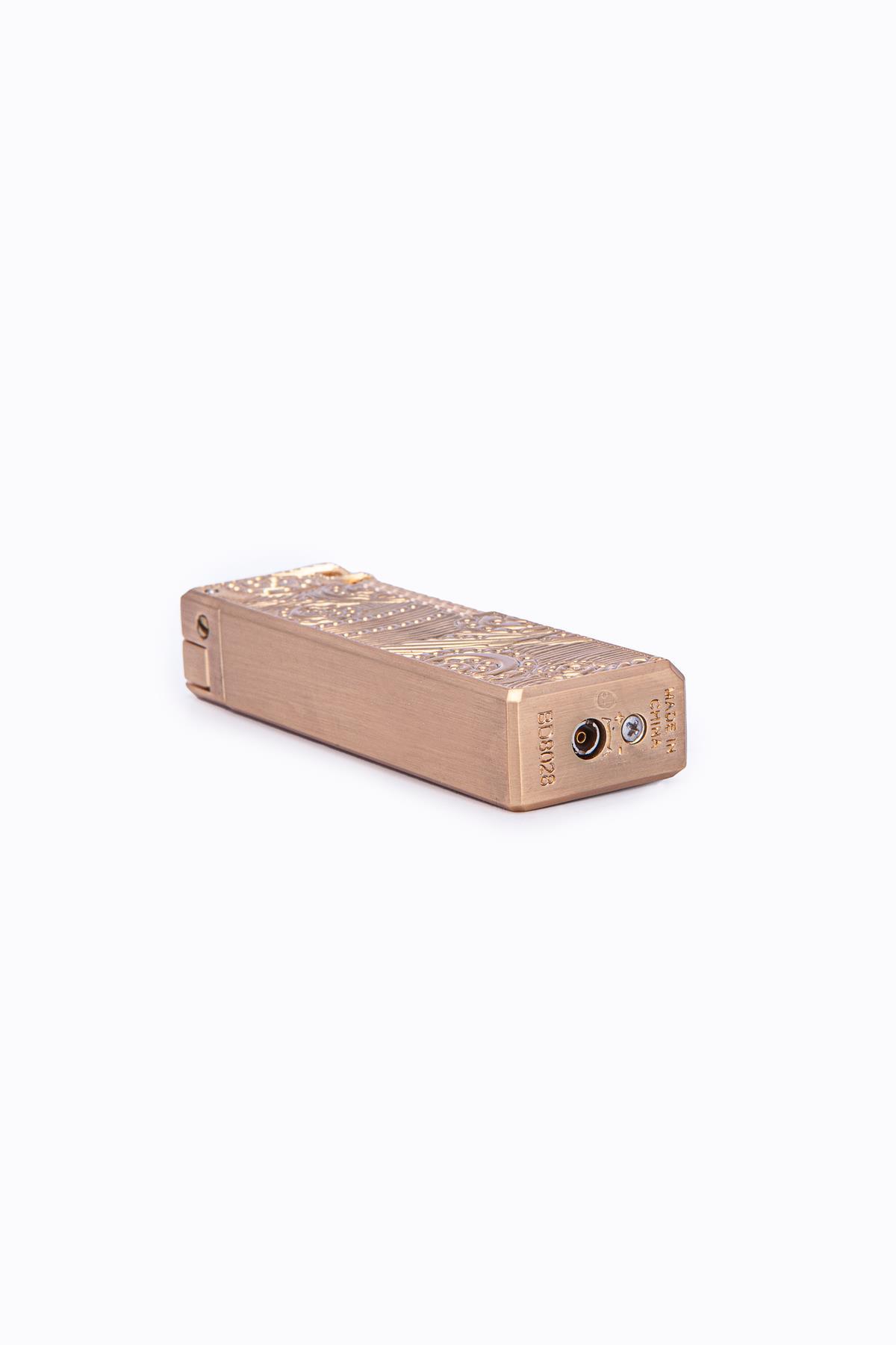 TR7220,Parmida Gold İşlemeli Soft Flame Metal Çakmak