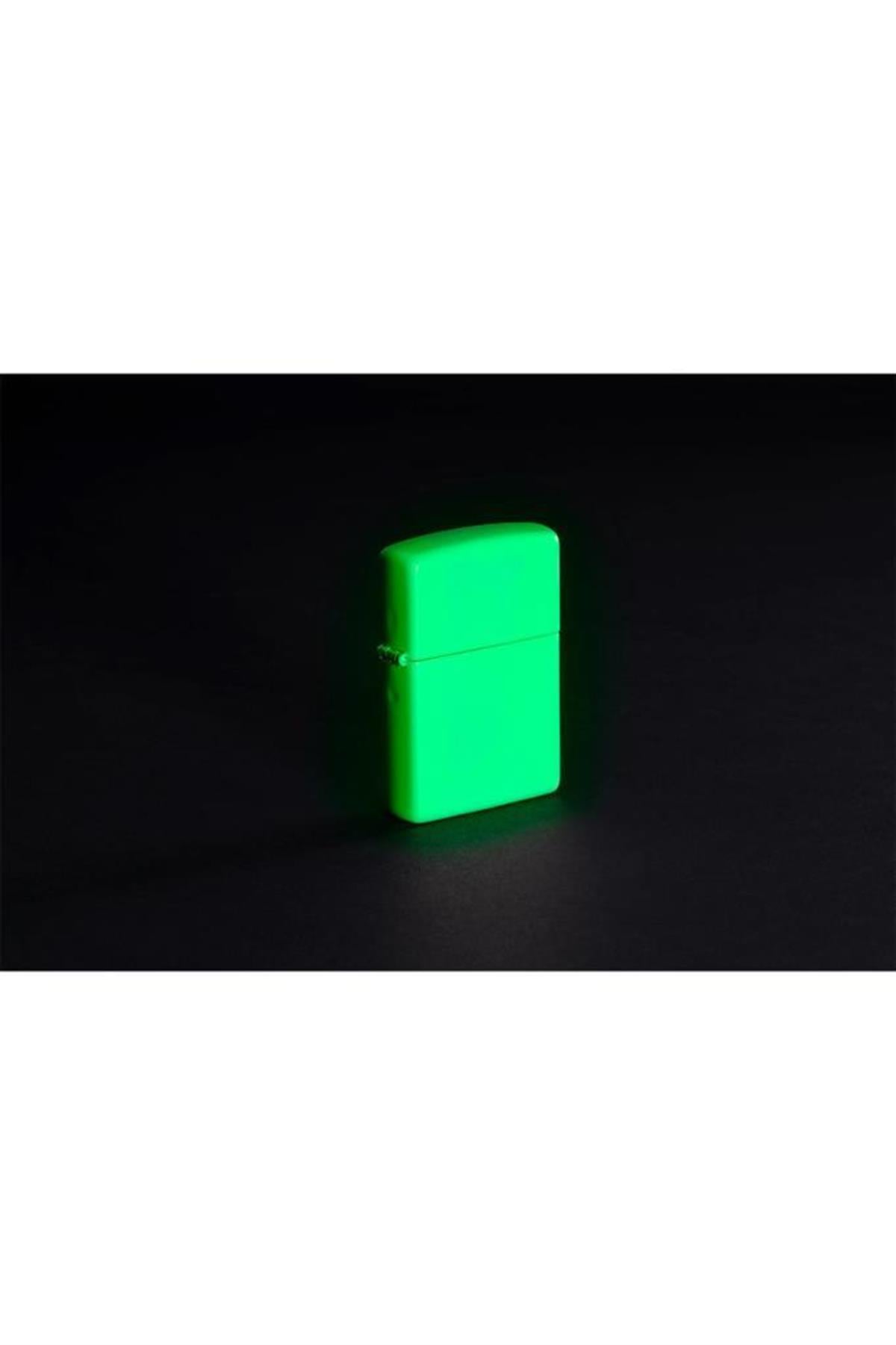 TR5803,Zippo Çakmak 49193-087321 Glow In The Dark Matte