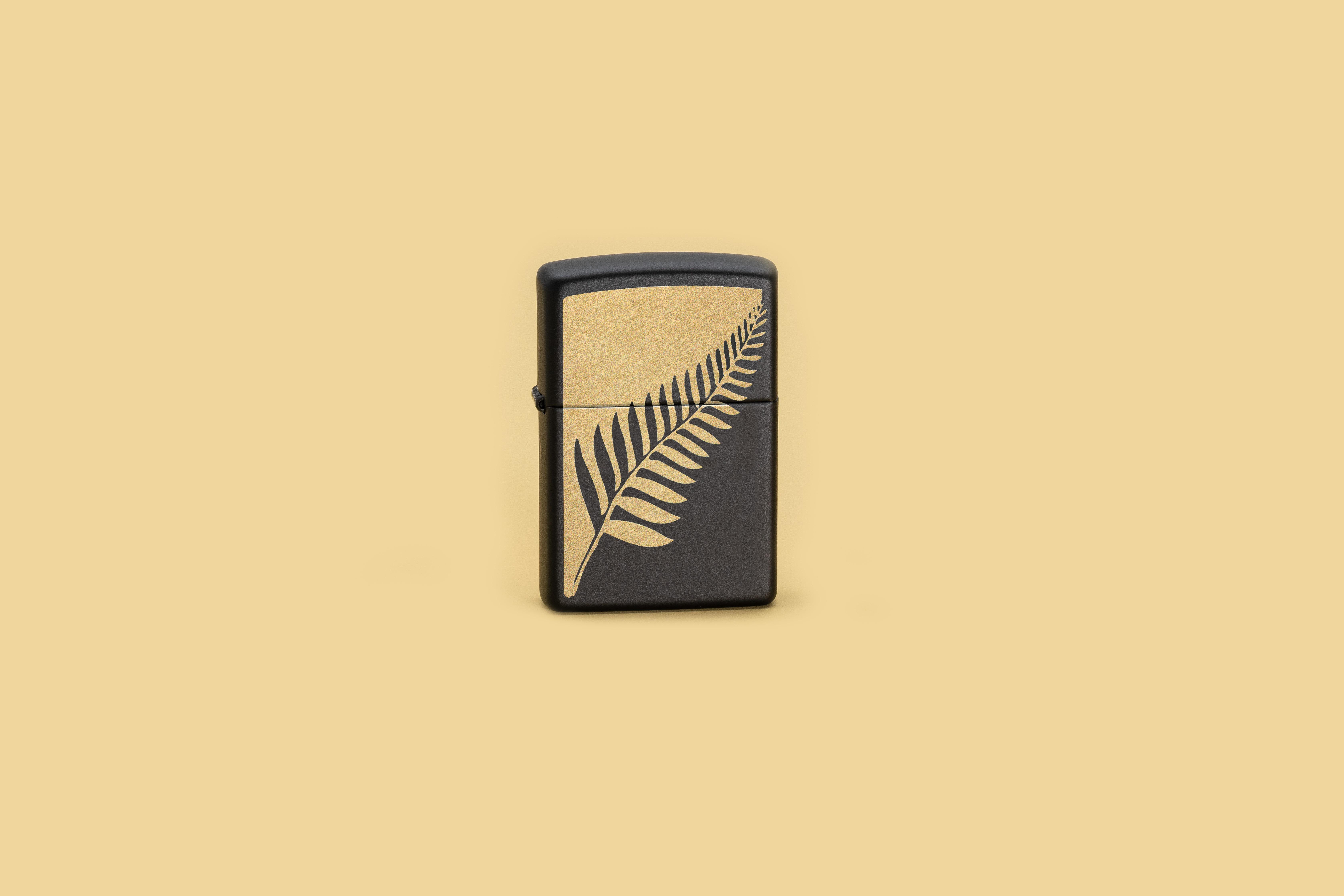 TR8501,Zippo Çakmak 218 Palm Leaf Design 46473-121927