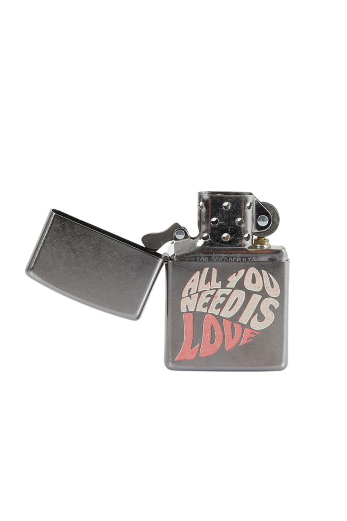 TR5619,Zippo Çakmak All You Need is Love