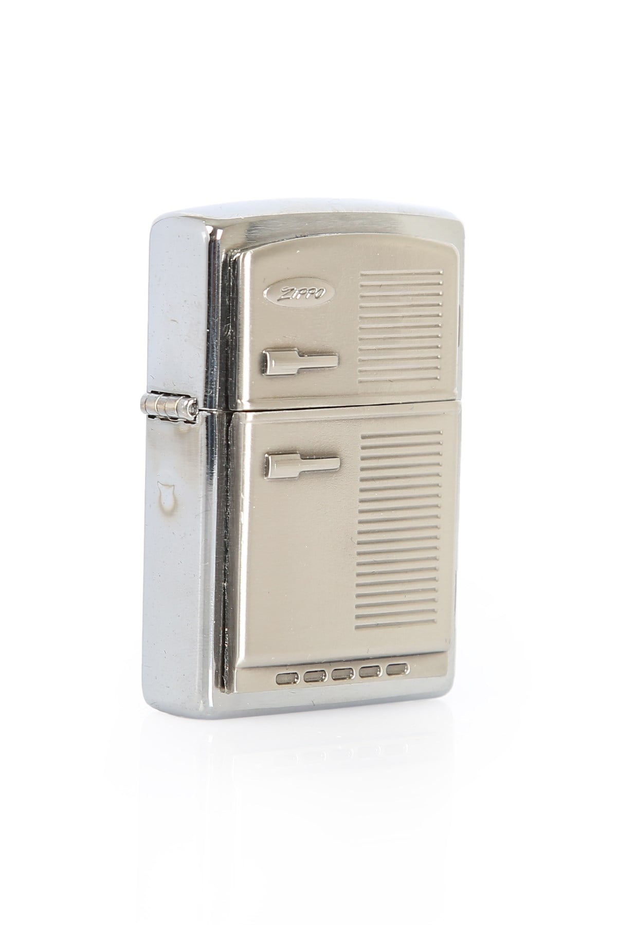 TR4537,Zippo Çakmak Refrigerator Emblem 2004297