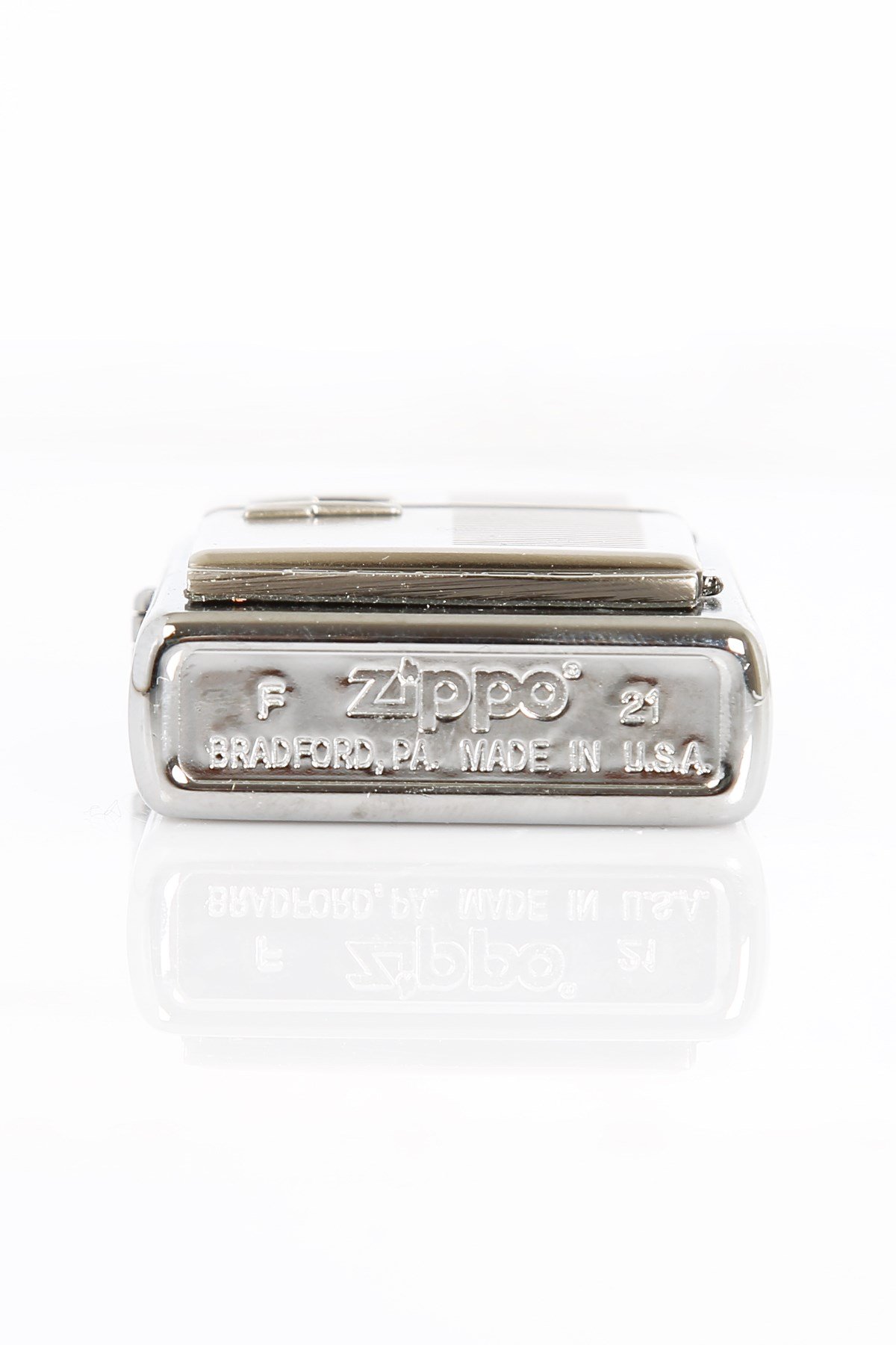TR4537,Zippo Çakmak Refrigerator Emblem 2004297