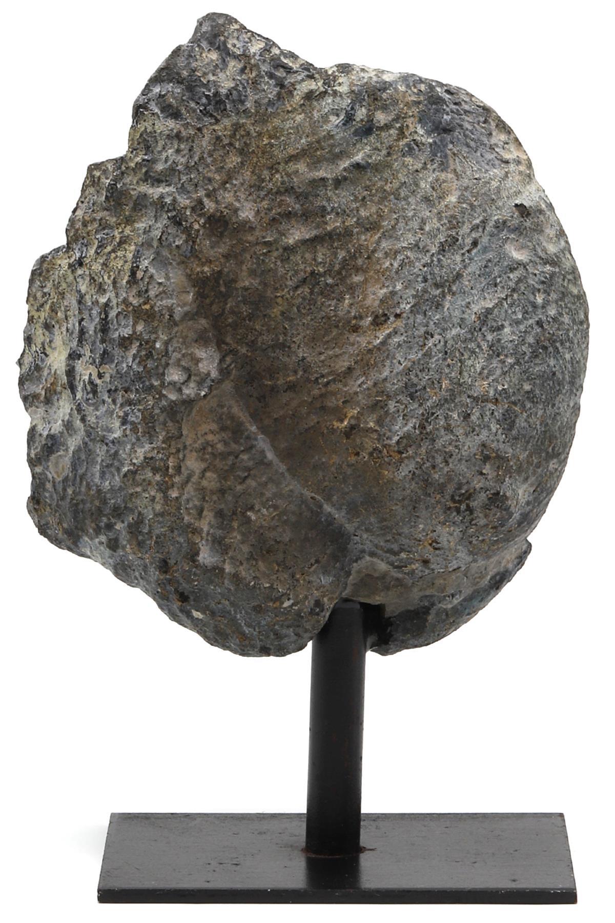 Ametist Doğal Taş Standlı Ham Parça - 784 Gr.