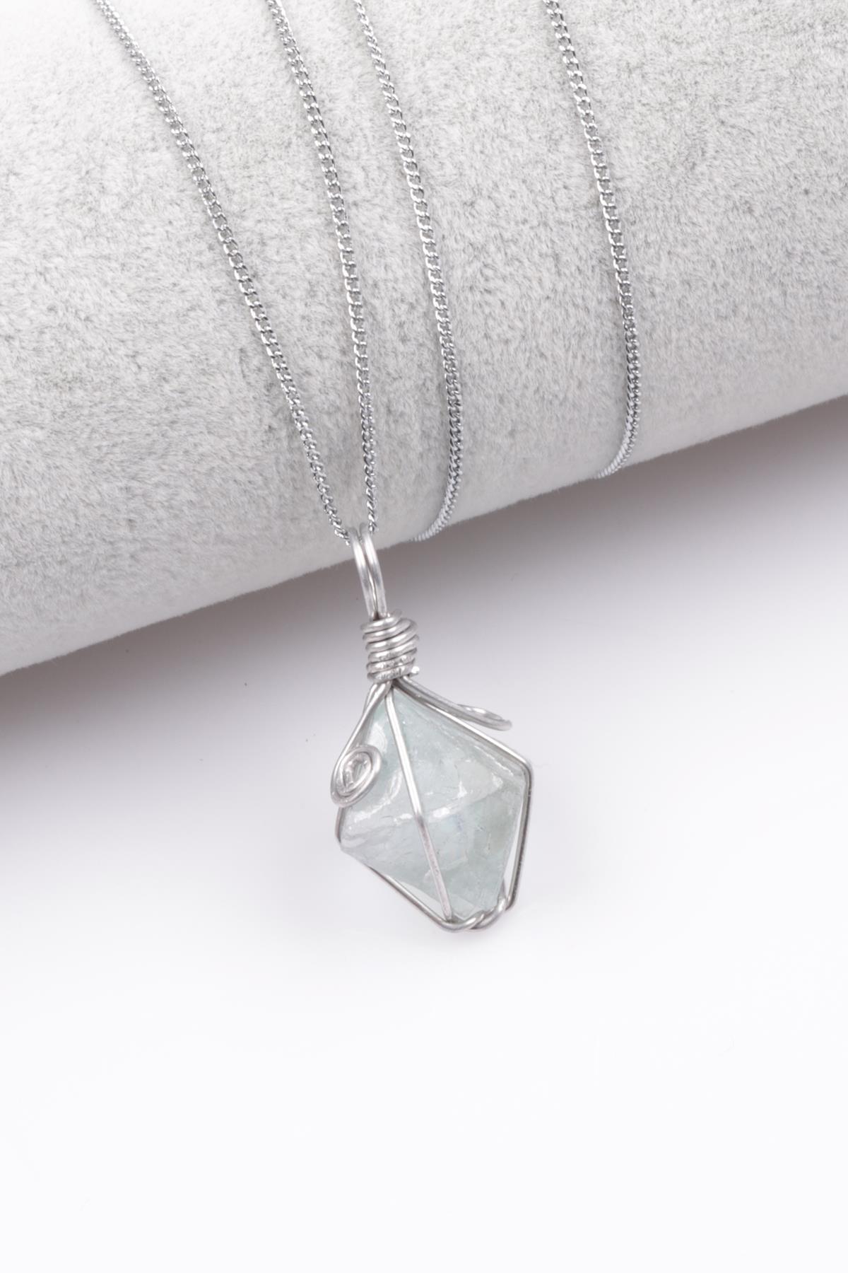 Florit Doğal Taş Tel Sarmalı Kolye