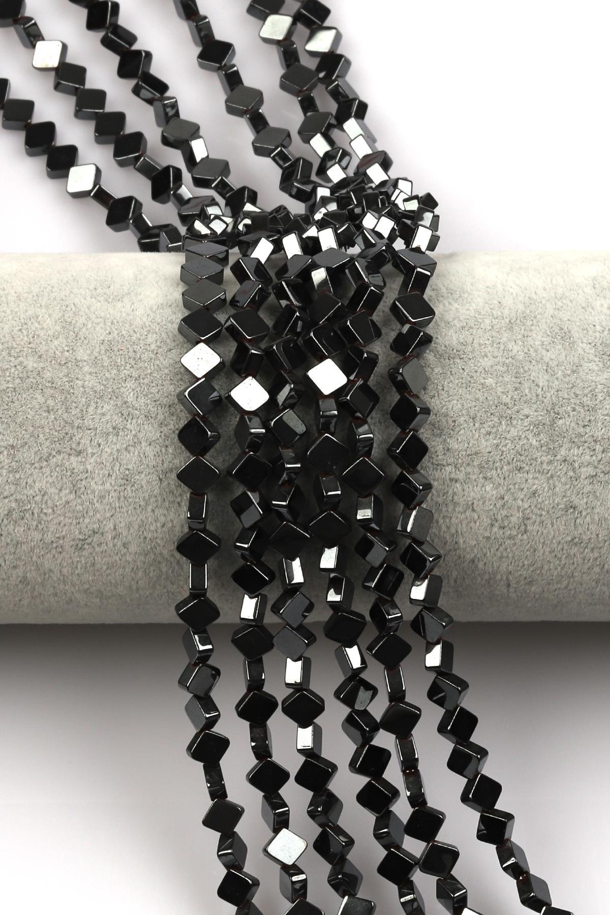 Hematit Dizi 4 x 6  mm Baklava Kesim