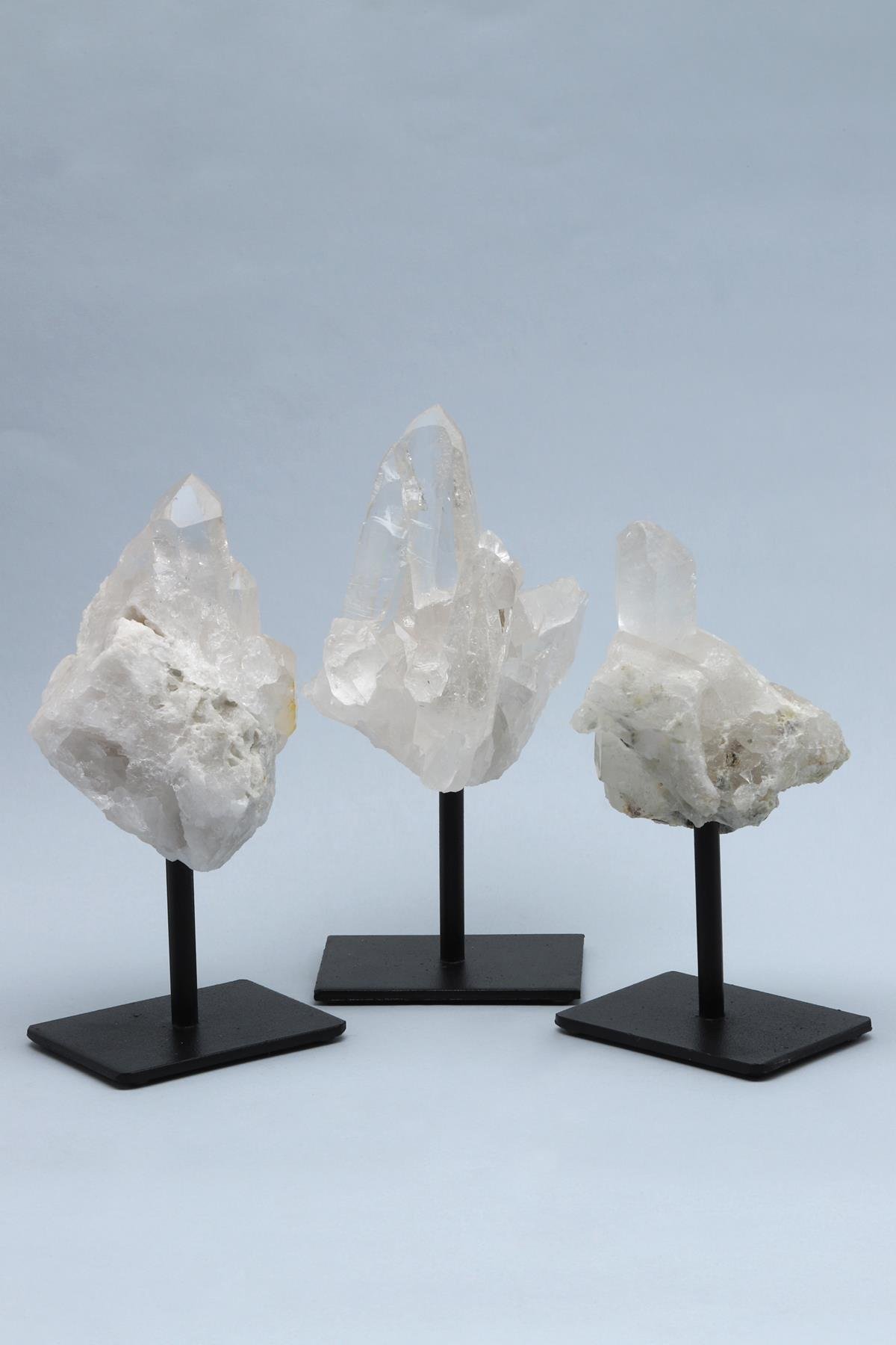 Kristal Kuvars Doğal Taş Standlı Ham Parça