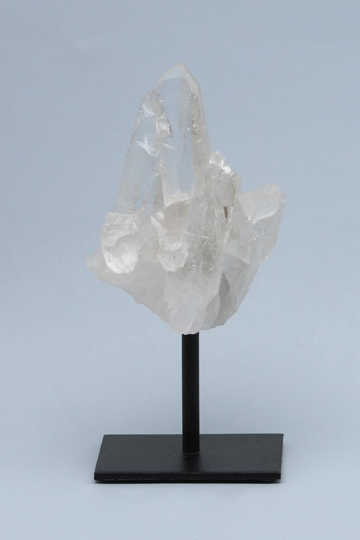 Kristal Kuvars Doğal Taş Standlı Ham Parça