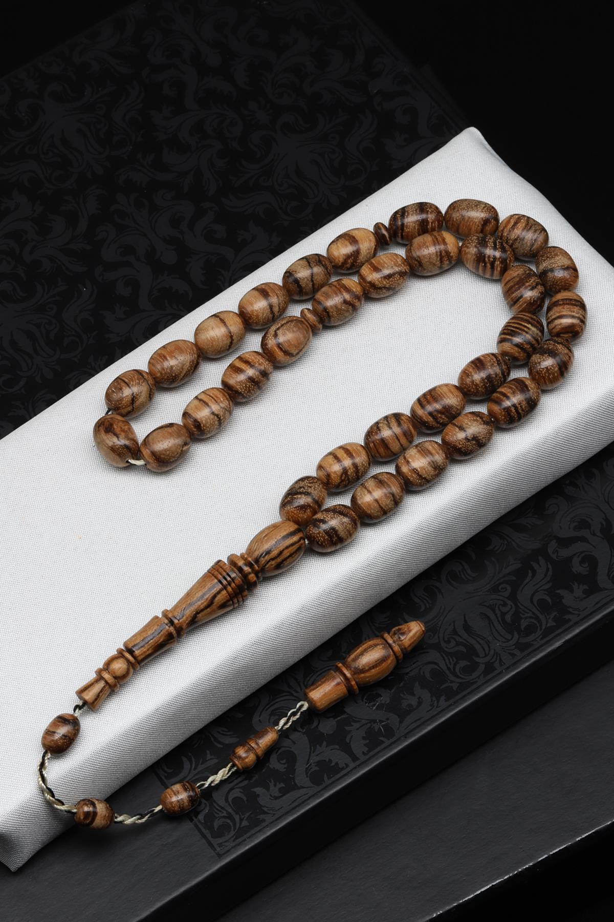 Öd Ağacı Tesbih 8 x 12 mm Badem Kesim