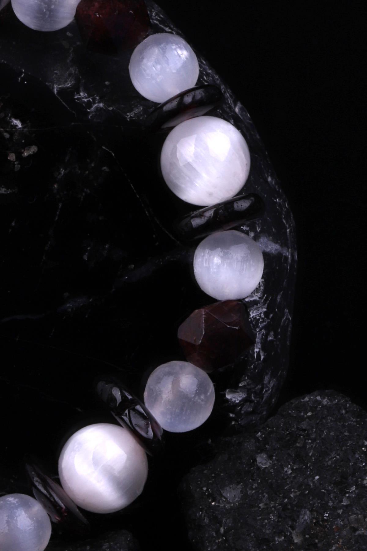 Selenit - Garnet-Lal Doğal Taş Tasarım Bileklik