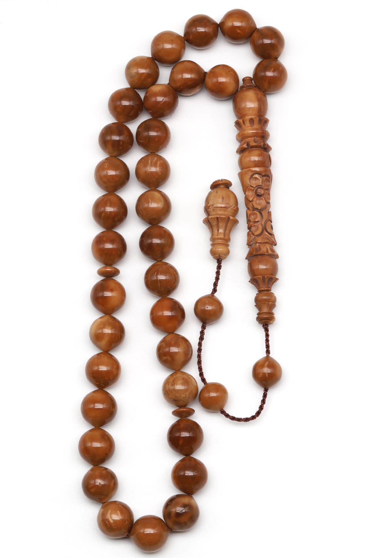 Usta İşçilikli İmame Oymalı Kuka Ağacı Tesbih 10 mm Küre Kesim