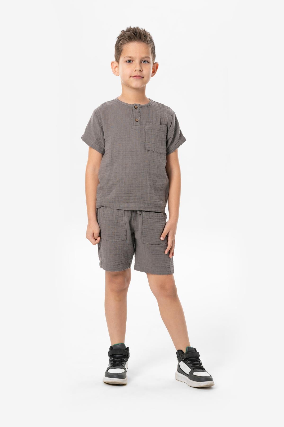 Batı Cep Detaylı Yazlık Müslin Çocuk Şort Gri Gri