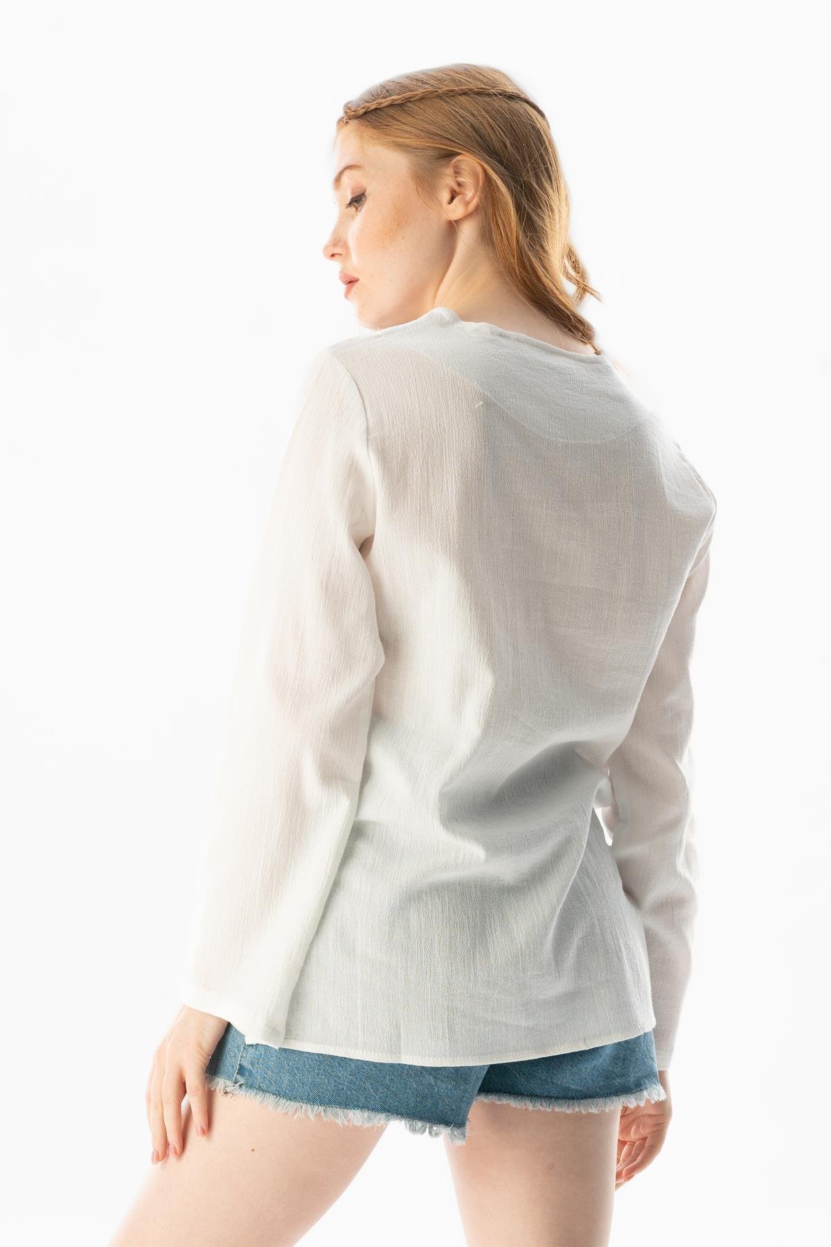 Büyük Beden Uzun Kol Şile Bezi Gökkuşağı Nakış Detaylı Yazlık Bluz Beyaz Byz