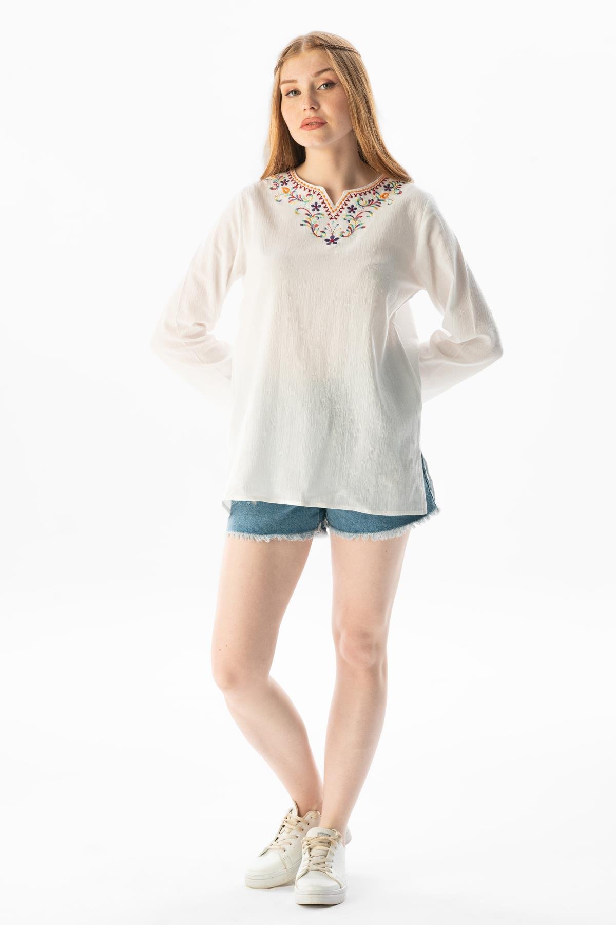 Büyük Beden Uzun Kol Şile Bezi Gökkuşağı Nakış Detaylı Yazlık Bluz Beyaz Byz