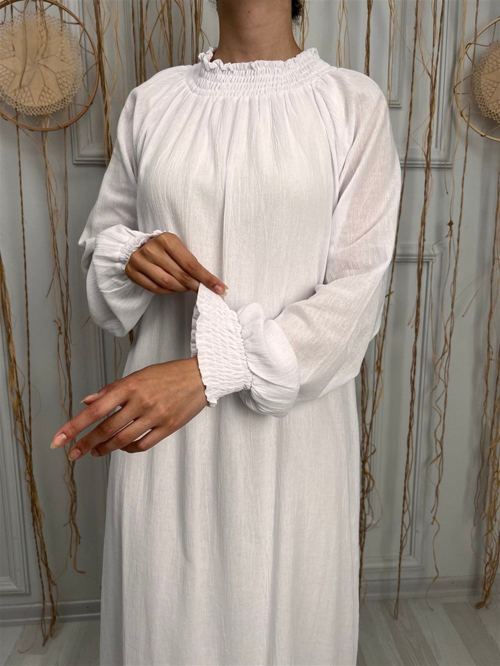 Kadın Şile Bezi Pamuk Namaz Elbisesi Tek Parça Kolay Boydan Giyilen Kolu ve Yakası Lastikli Beyaz Byz