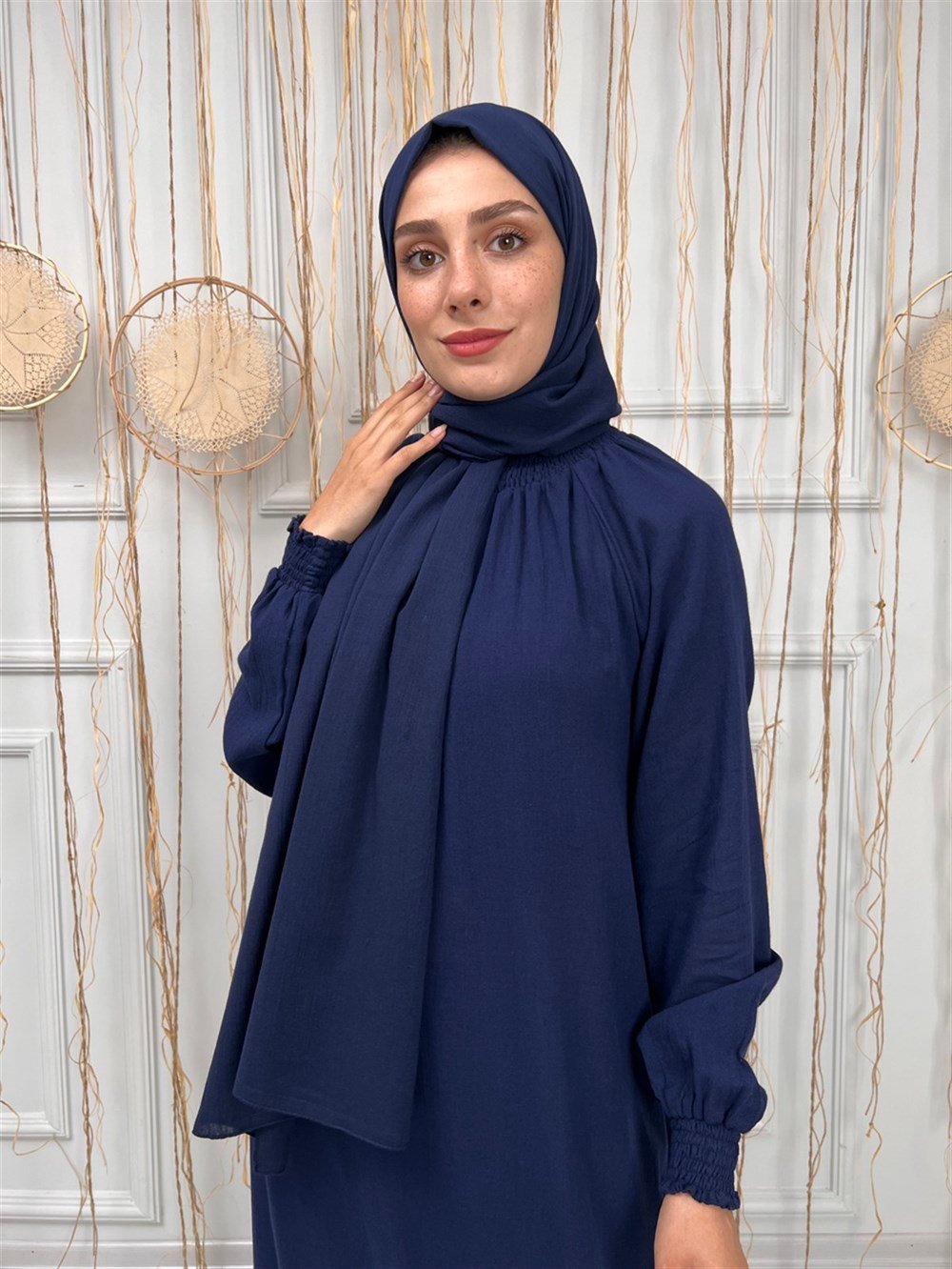 Kadın Şile Bezi Pamuk Namaz Elbisesi Tek Parça Kolay Boydan Giyilen Kolu ve Yakası Lastikli Lacivert Lcvt