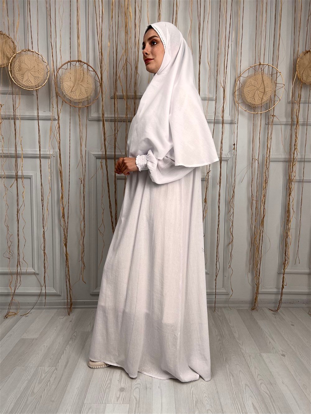 Kadın Şile Bezi Pamuk Namaz Elbisesi Tek Parça Kolay Boydan Giyilen Kolu ve Yakası Lastikli Beyaz Byz
