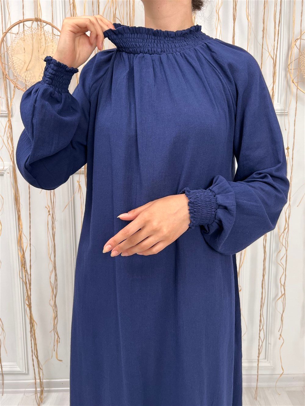 Kadın Şile Bezi Pamuk Namaz Elbisesi Tek Parça Kolay Boydan Giyilen Kolu ve Yakası Lastikli Lacivert Lcvt